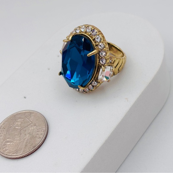 Heidi Daus Crystal Ring - Size 7 firm price - Picture 2 of 8